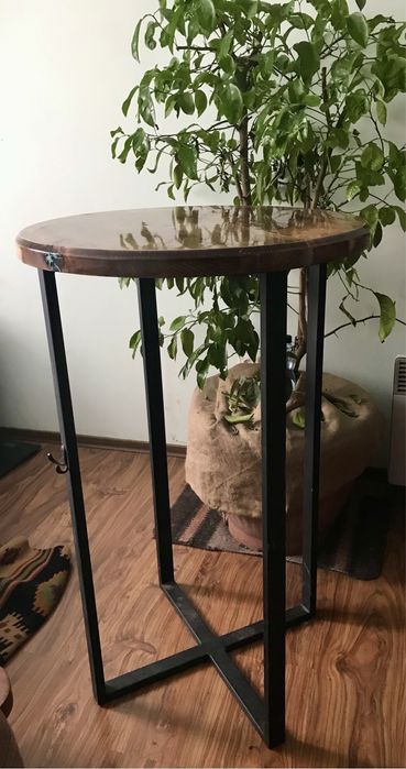 Стіл, ручна робота