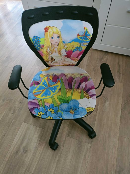Krzesło dla dziewczynki