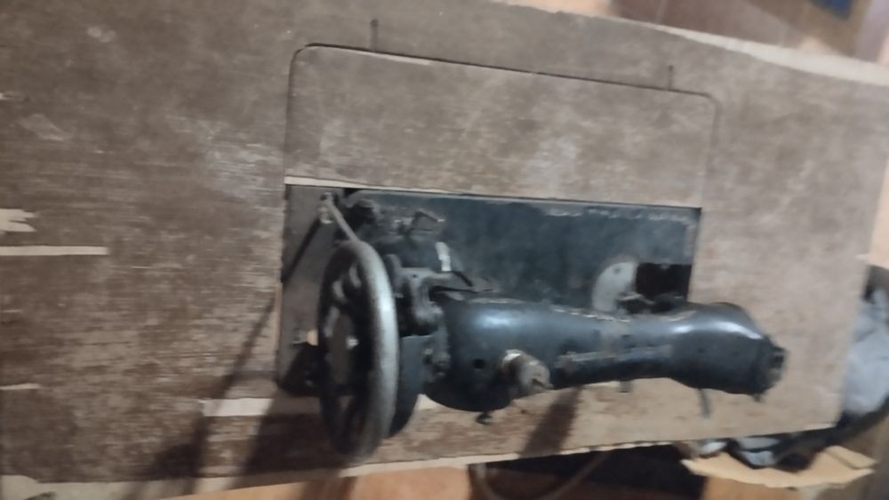 Máquina Singer muito antiga