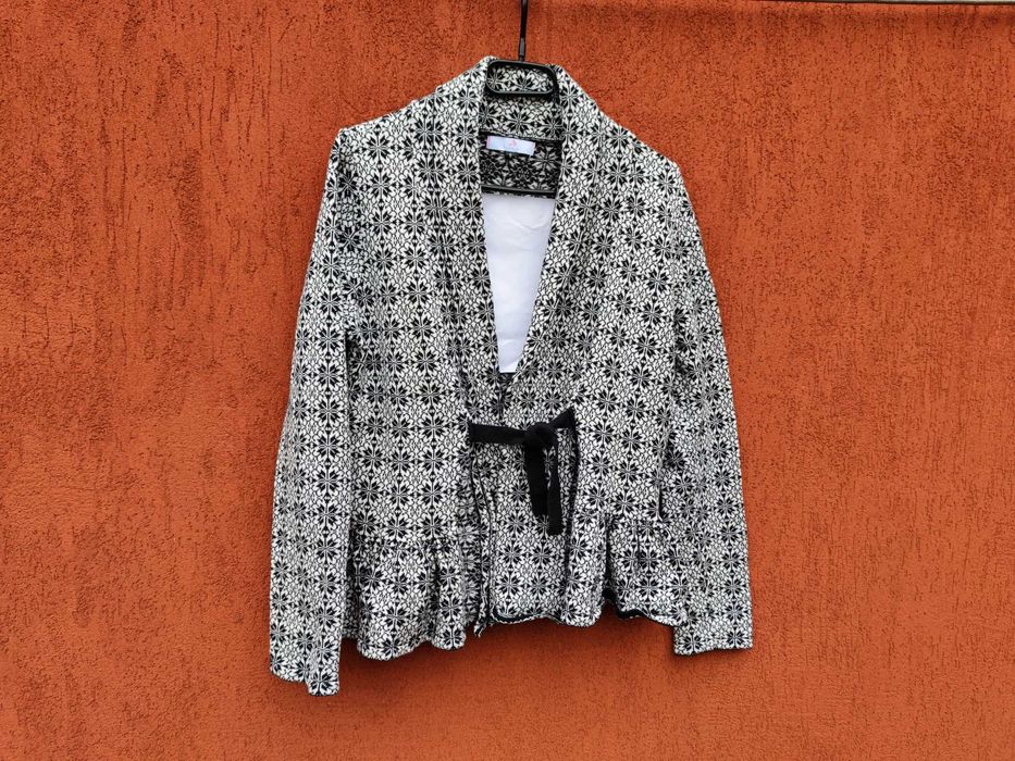 Kardigan damski biało -czarny