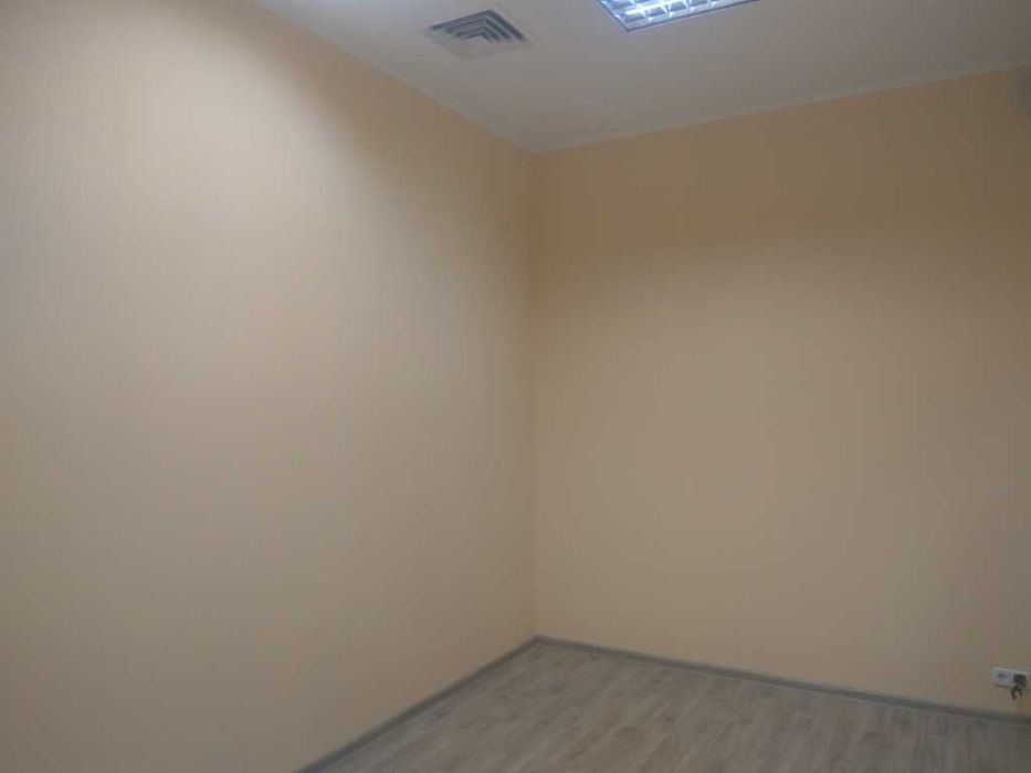 Здам в оренду офісне приміщення в Центрі.