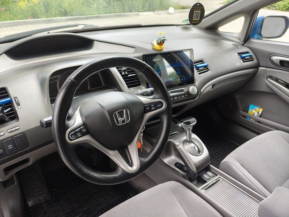 Honda civic 4d Hybrid 8 покоління 1.3 i-Vtec IMA