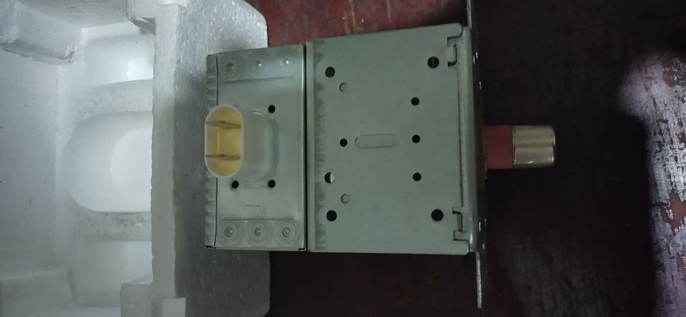 Магнітрон LG 2M213