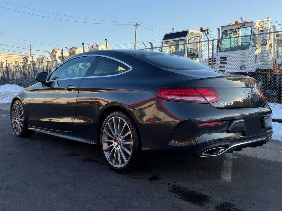 Mercedes-Benz C-Class C 300      2019