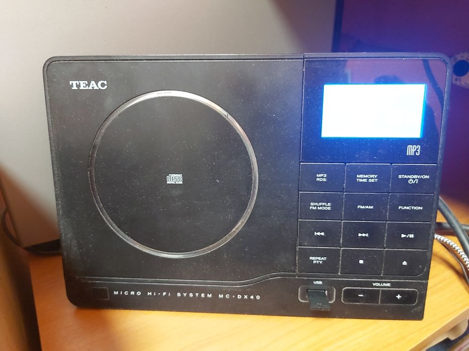 zestaw sprzętu audio