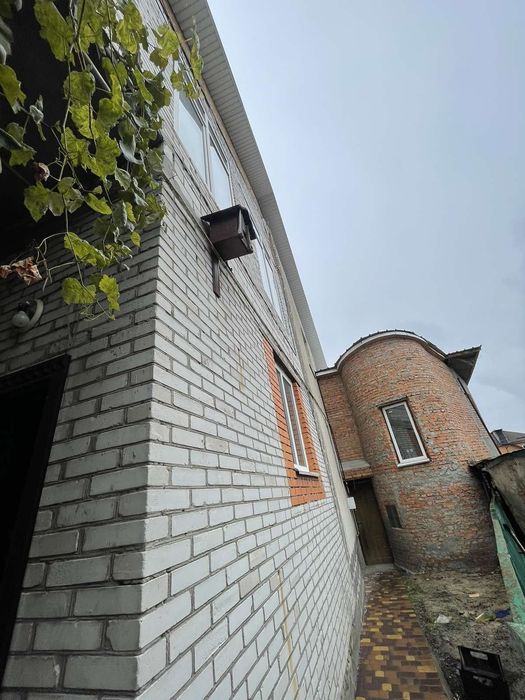 продам будинок на Заріччі