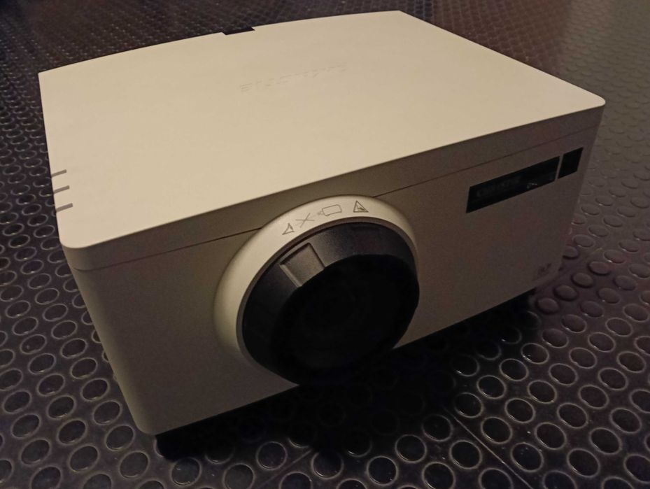 Projector de cinema Christie DHD 550-G