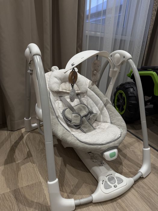 Дитяча крісло-гойдалка