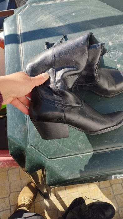 Botas Zara 36 cano alto