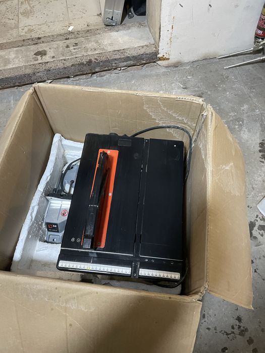 Торцовочная пила Dnipro-M SC-25LD