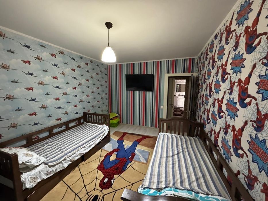 0%! Продам 3-кімн з ремонтом біля метро Позняки Григоренка 28а