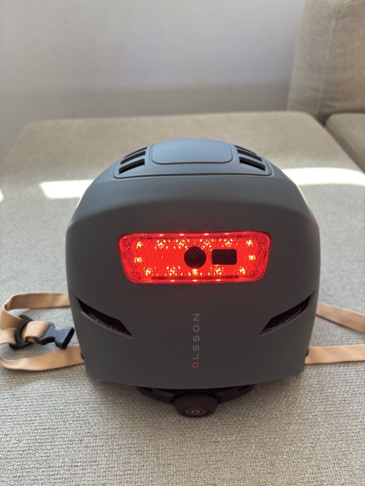 Capacete com luz OLSSON Urban Light