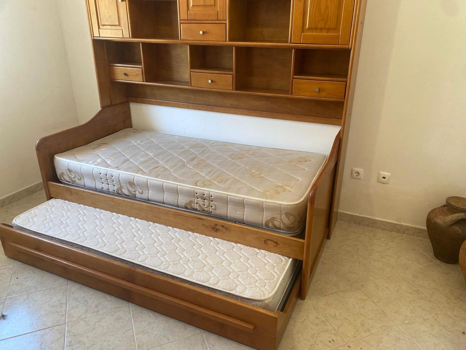 Vendo Estúdio Completo madeira Pinho