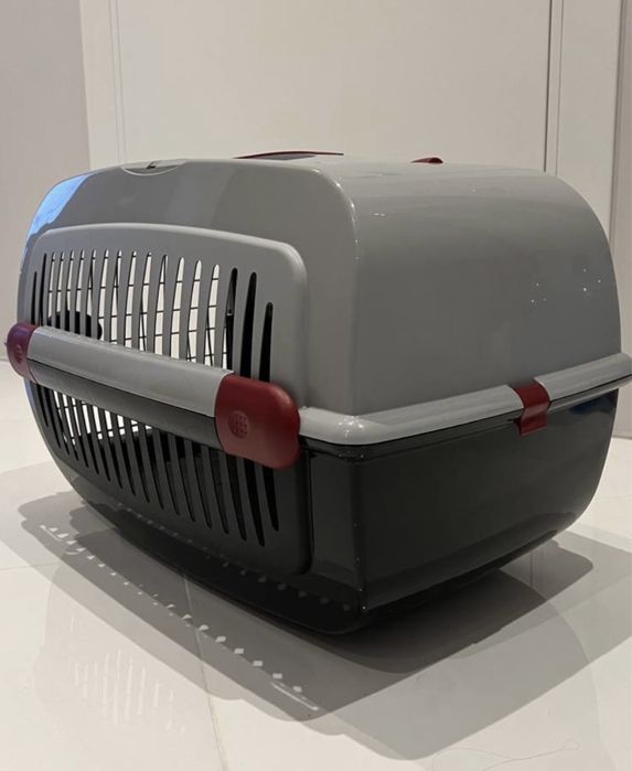 Переноска для тварин