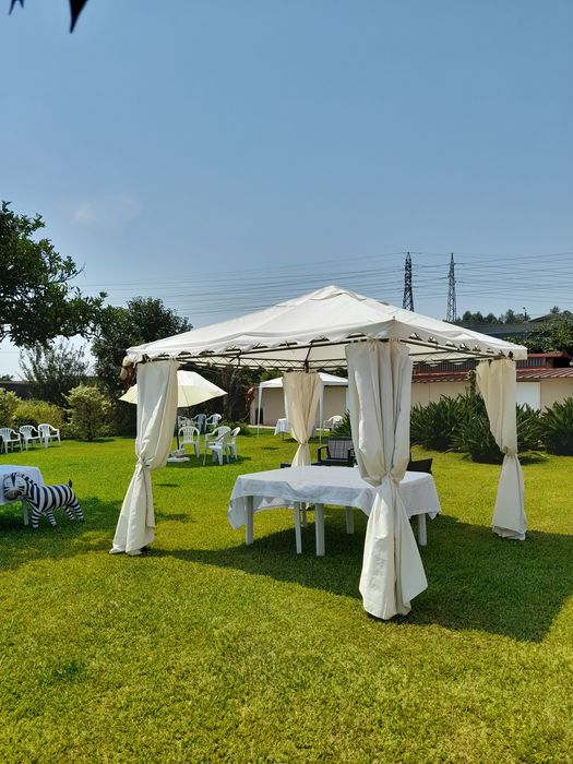 Festeje ao ar livre na Casa Jardim