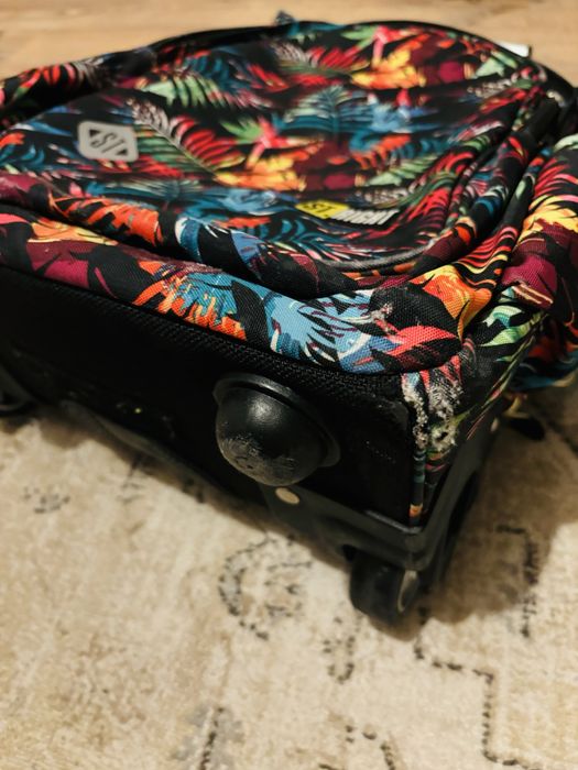 Plecak szkolny na kółkach ST.Right - pojemny tornister