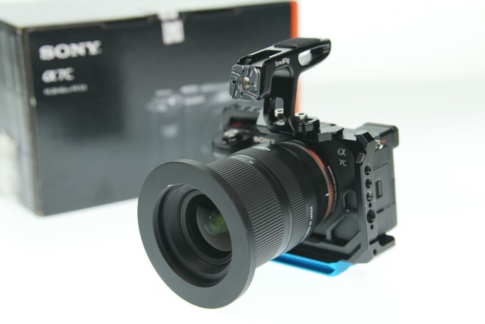 Чудова камера SONY A7C + КЛІТКА Smallrig в подарунок