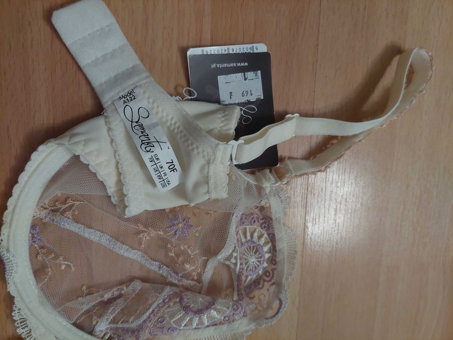 Biustonosz Samanta model A122 rozmiar 70F - NOWY