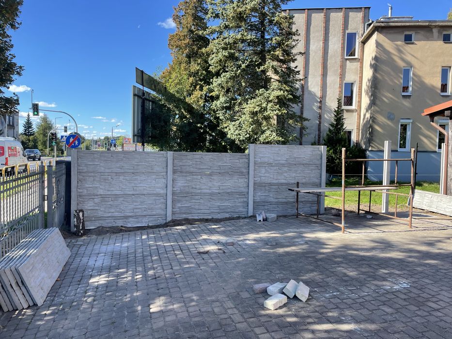 Montaż Ogrodzeń Betonowych | Solidnie | Szybkie Terminy