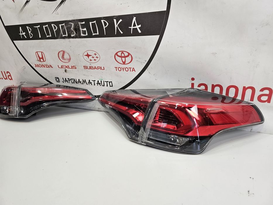 Ліхтарі фонарі задні комплект Toyota RAV 4 2015-2018 р.в. рестайлінг