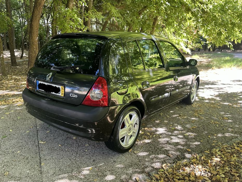 Renault clio 1.5 dci ,A/C  carregado