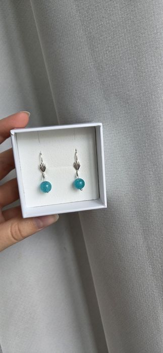 Сережки з бірюзовою бусинкою