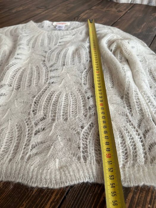 Стильний ажурний светр kontatto