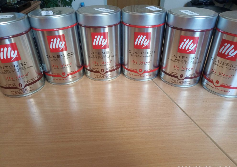 Банка із під кави illy 250гр. з кришкою