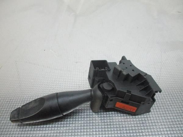 Conjunto / manetes de luzes e limpa vidros FORD Focus I (DAW, DBW)