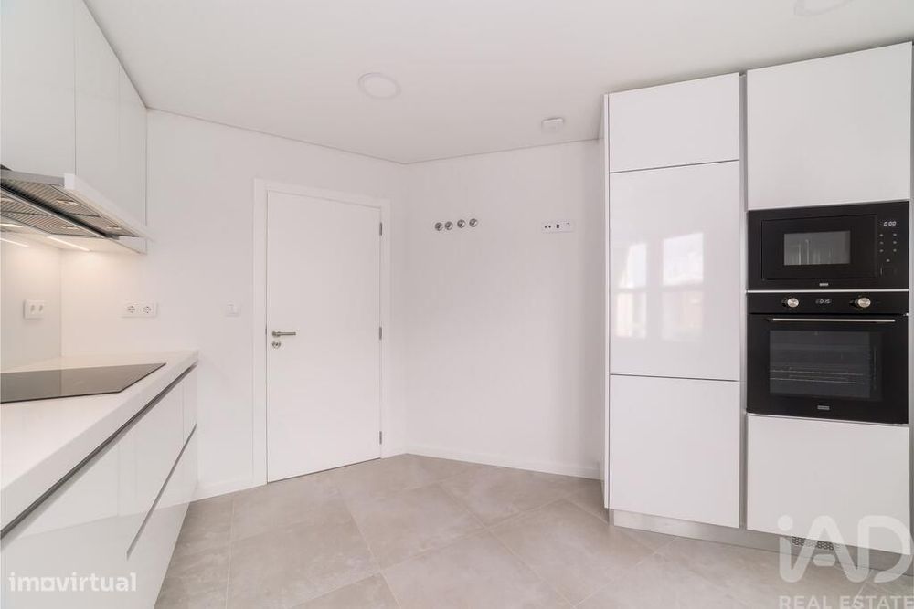 Apartamento T2 em Tavarede de 96,00 m2