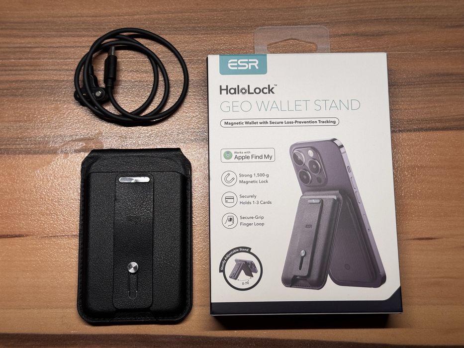 ESR Halolock Geo Wallet Stand