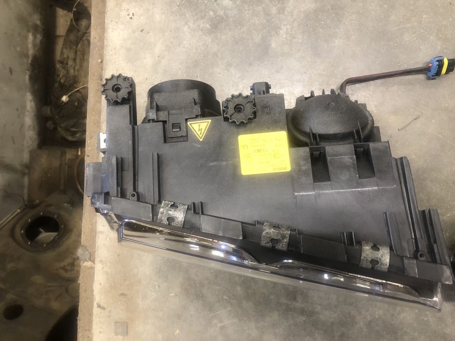 Лінзовані Фари BMW e 38 завоцькій ксенон