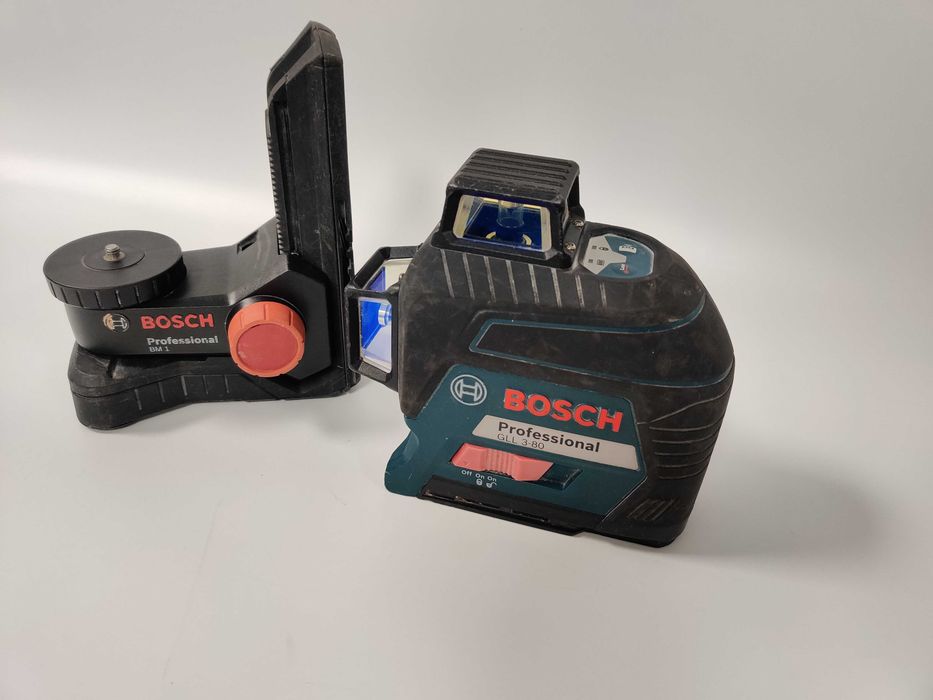 laser krzyżowy bosch  GLL 3-80 uchwyt