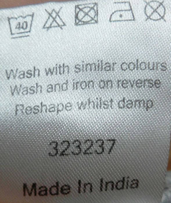 Красавица и чудовище женская футболка