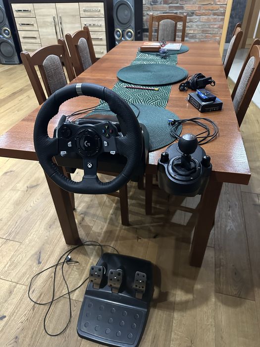 Kierownica logitech G920+transmiter galka zmiany biegow i pedaly