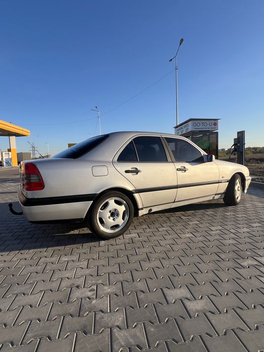 Mersedes W202 C180