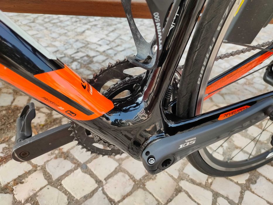 Bicicleta de estrada KTM Revelator 3500