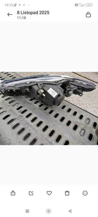 Lampy Przednie prawa lewa  Auris ii full LED 15-18r