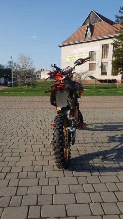 Продам мотоцикл 250куб