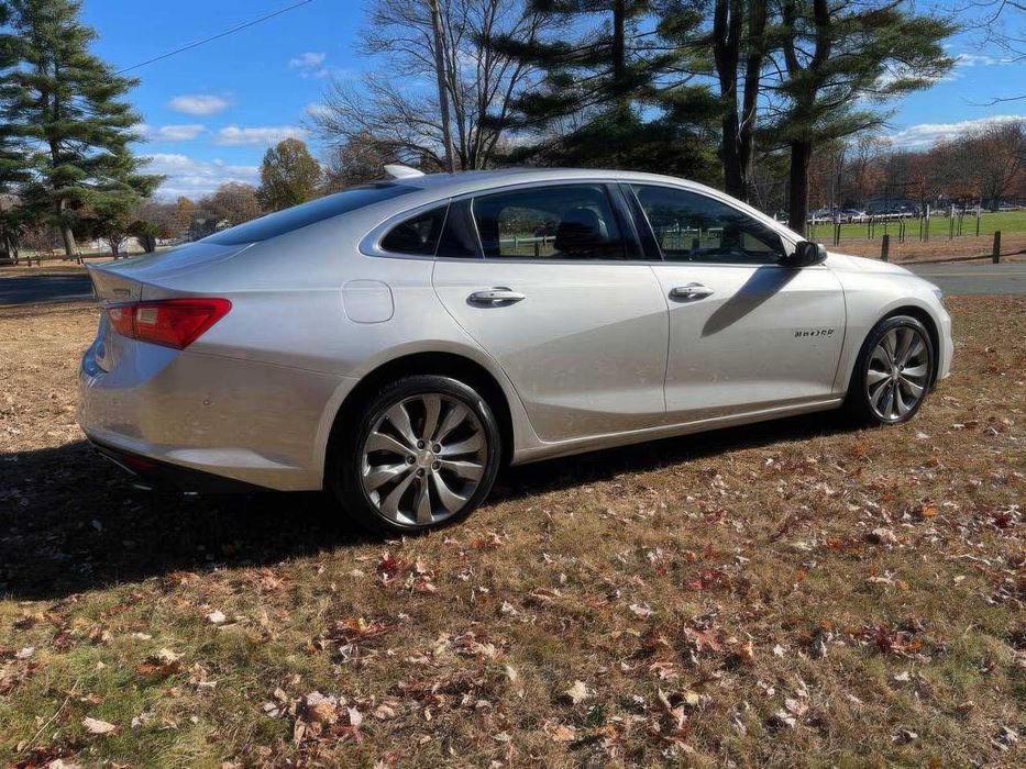 Chevrolet Malibu Premier      2017