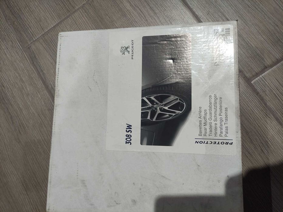 Chlapacze tył peugeot 308 SW