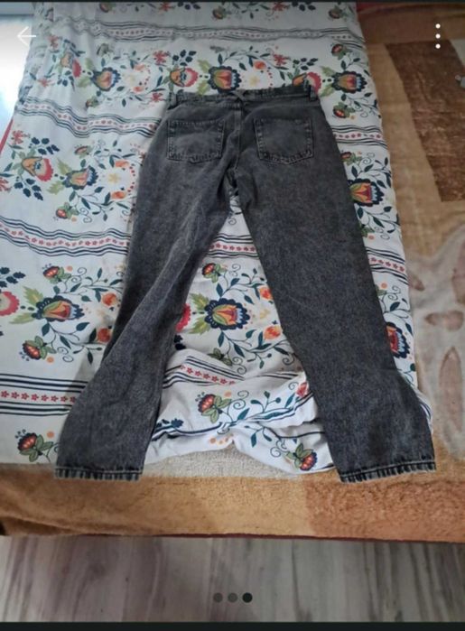 Spodnie jeans Sinsay czarne
