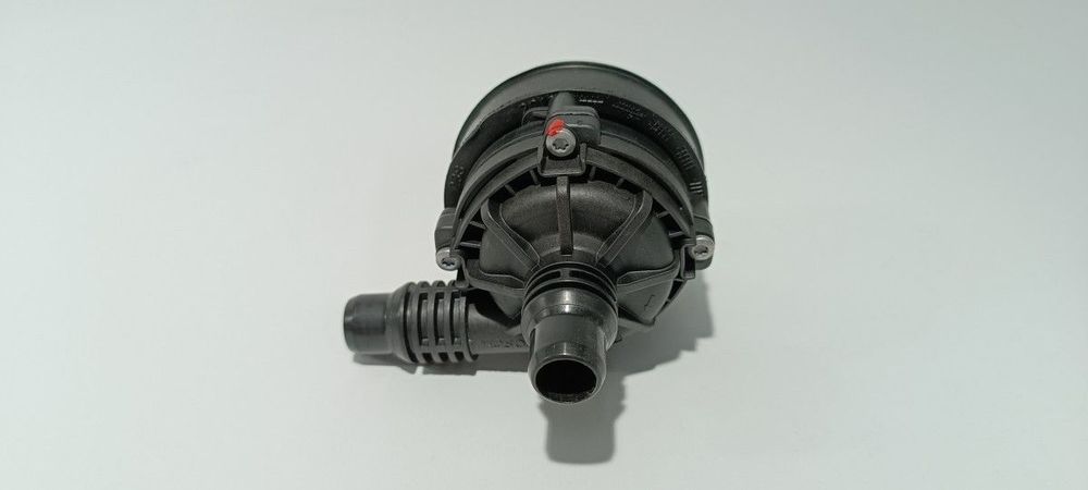 BOMBA DE áGUA MERCEDES EQS 450+