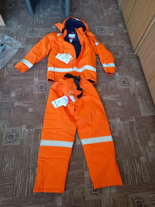 Odzież robocza ocieplana Portwest+gratisy