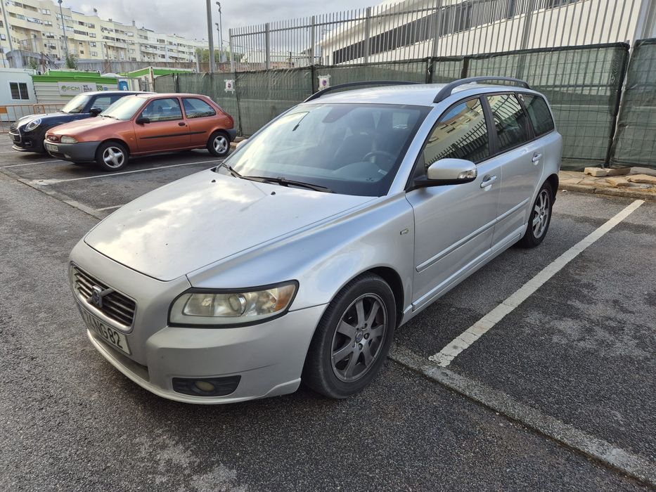 Volvo  V50  2009