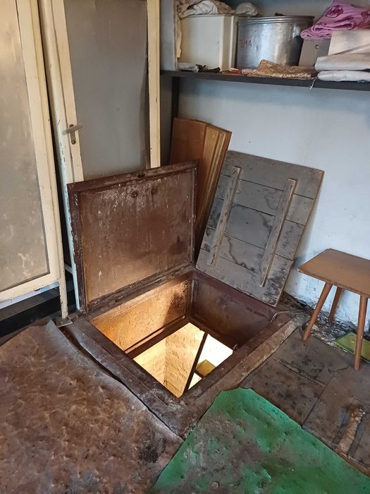 Продам гараж в товаристві Ніва