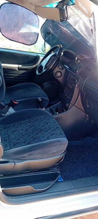 Opel Zafira 2.2 TDI de 2003, 7 lugares