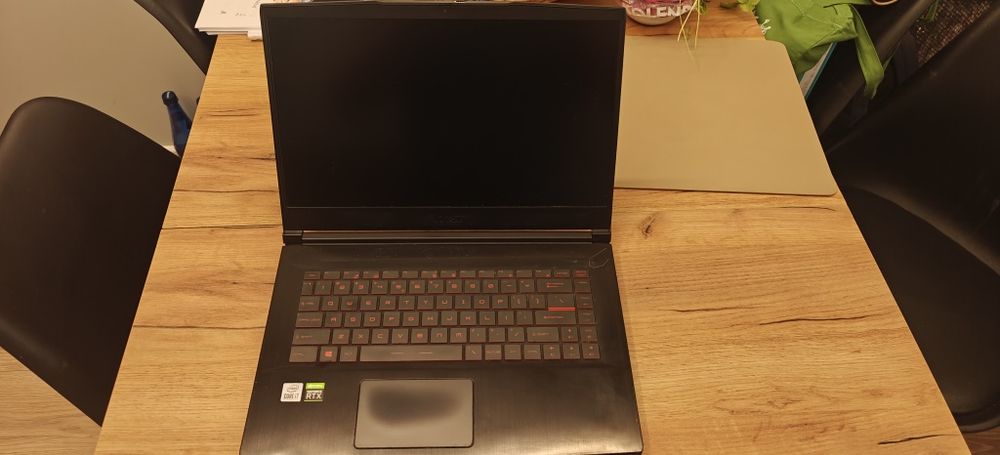 MSI gf65 THIN 10 UE i7