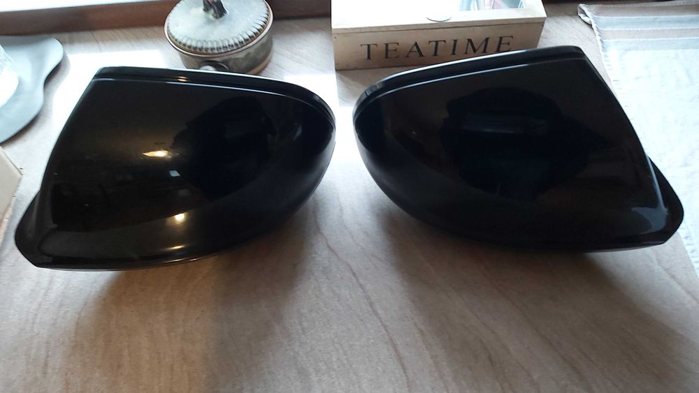 lusterka Q7 2014 rok.