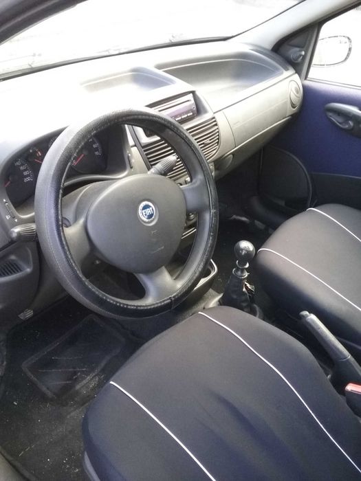 Vende-se FIAT Punto II 1.2 60 - 07/2003